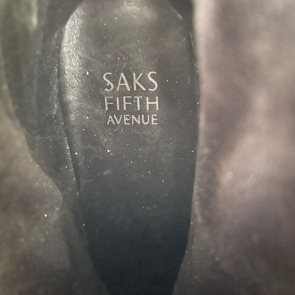 SAKS FIFTH AVENUE Black Leather Boots - Picture 13 of 14